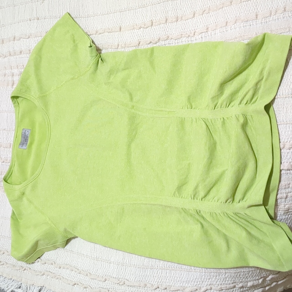 Athleta lime green running top